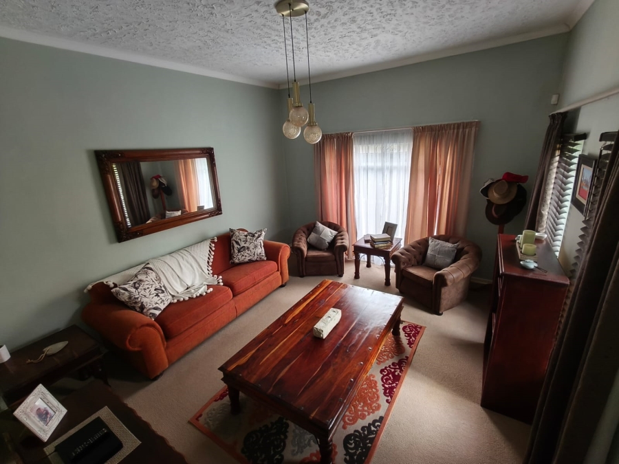 3 Bedroom Property for Sale in Safari Gardens North West